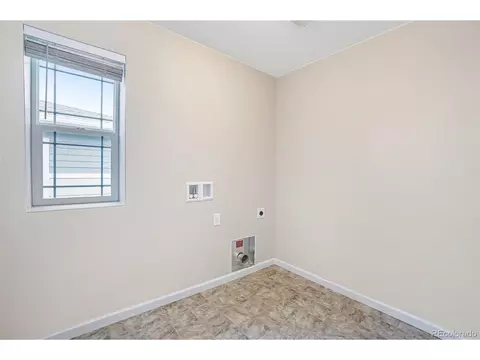27836 E 8th Pl, Aurora, CO 80018 photo 18