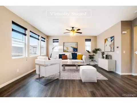 27836 E 8th Pl, Aurora, CO 80018 photo 2