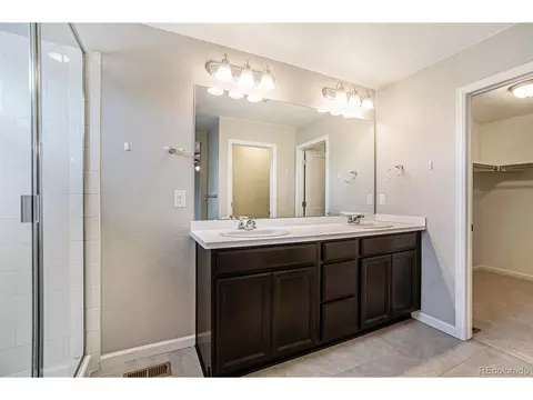 27836 E 8th Pl, Aurora, CO 80018 photo 6