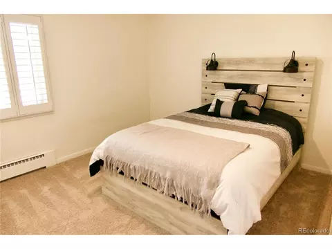 2655 E Flora Pl, Denver, CO 80210 photo 11