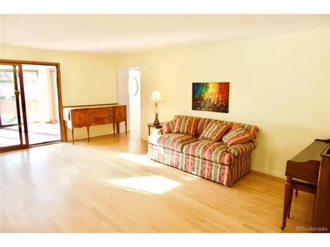 2655 E Flora Pl, Denver, CO 80210 photo 3