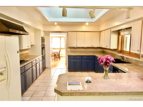 2655 E Flora Pl, Denver, CO 80210 photo 6