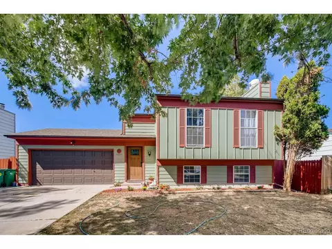 19270 E 22nd Dr, Aurora, CO 80011 photo 2