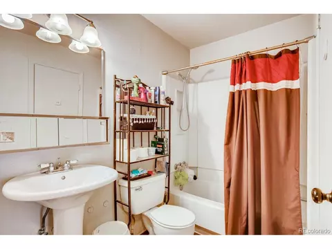 19270 E 22nd Dr, Aurora, CO 80011 photo 14