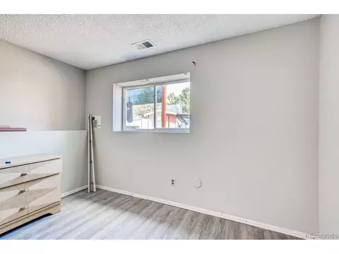 19270 E 22nd Dr, Aurora, CO 80011 photo 21