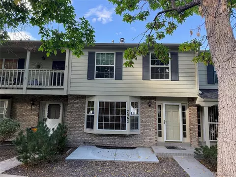 7562 S Cove Cir, Centennial, CO 80122