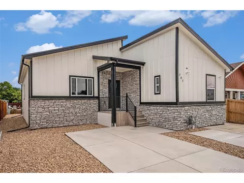 905 Glen Heather Ct, Dacono, CO 80514