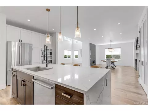 2076 S Adams St, Denver, CO 80210