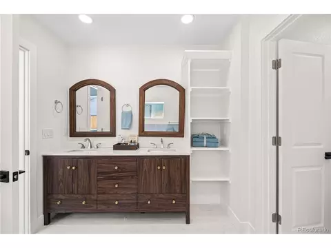 4645 E Florida Ave, Denver, CO 80222 photo 20