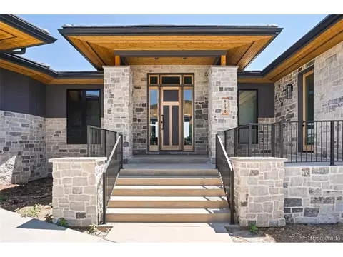 8130 Palladio Ct, Littleton, CO 80125