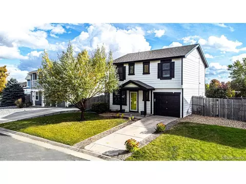 829 Ponderosa Ln, Lochbuie, CO 80603