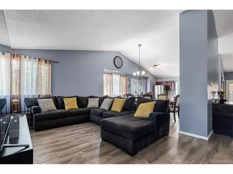 17293 E Kenyon Dr, Aurora, CO 80013 photo 5