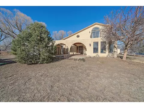 9833 Zephyr Dr, Broomfield, CO 80021