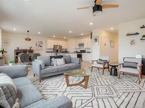 21152 E Stanford Dr, Aurora, CO 80015 photo 8