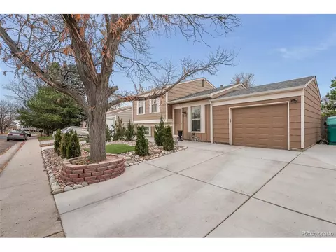 20736 E Coolidge Pl, Aurora, CO 80011 photo 4