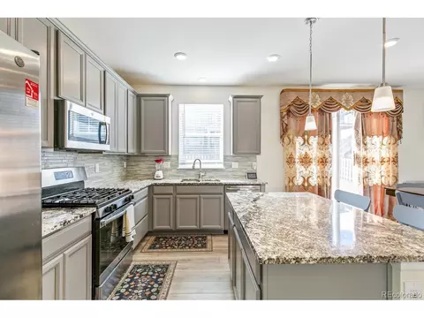 Kitchen - 26344 E 4th Pl, Aurora, CO 80018 photo 4 of 5