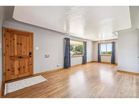 6357 Yukon Ct, Arvada, CO 80004 photo 4