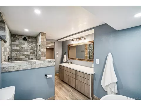 6357 Yukon Ct, Arvada, CO 80004 photo 3