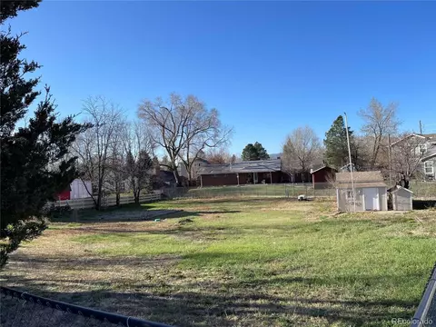 8320 W Meadows Dr, Littleton, CO 80128