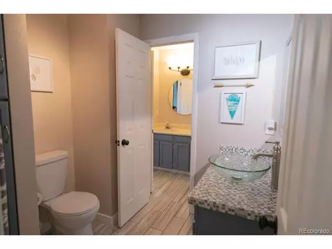 8593 Everett Ct, Arvada, CO 80005 photo 14