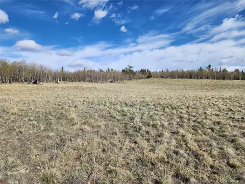 211 Arapahoe Cir, Jefferson, CO 80456