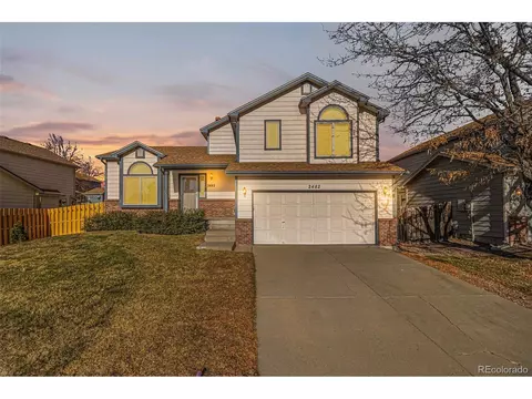2482 S Salida Way, Aurora, CO 80013