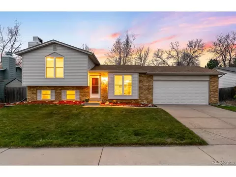 8512 W Star Cir, Littleton, CO 80128