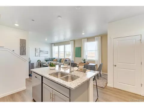 22315 E 6th Ave, Aurora, CO 80018 photo 11