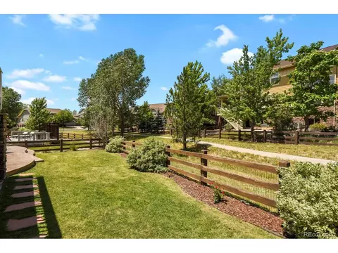 Exterior - 26845 E Quarto Pl, Aurora, CO 80016 photo 7 of 11
