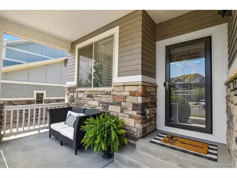 Exterior - 26845 E Quarto Pl, Aurora, CO 80016 photo 3 of 11
