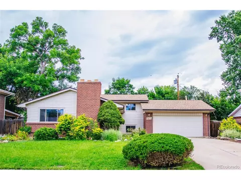 1673 S Everett St, Lakewood, CO 80232 photo 2