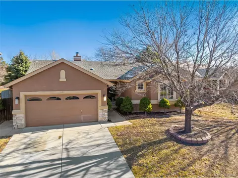 631 Sand Creek Dr, Colorado Springs, CO 80916