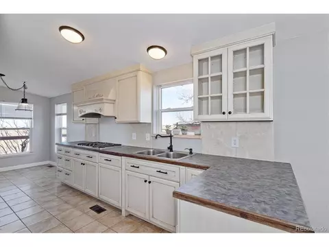 46930 Comanche Creek Rd, Bennett, CO 80102 photo 10