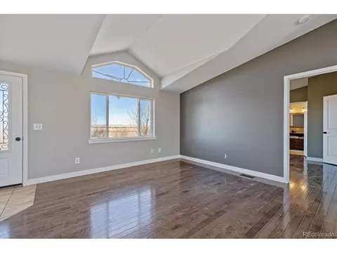 46930 Comanche Creek Rd, Bennett, CO 80102 photo 4
