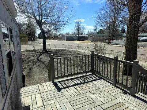 534 Willow Dr, Brighton, CO 80603 photo 4