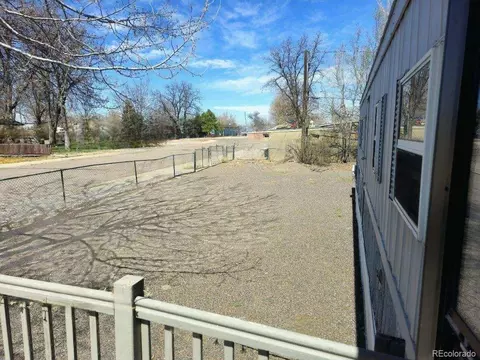 534 Willow Dr, Brighton, CO 80603 photo 5