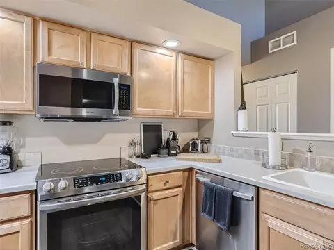 18612 E Water Dr #E, Aurora, CO 80013 photo 9