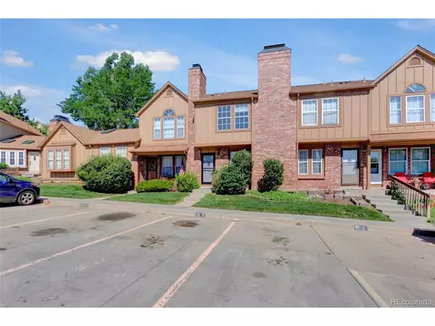 17458 E Rice Cir #D, Aurora, CO 80015 photo 2