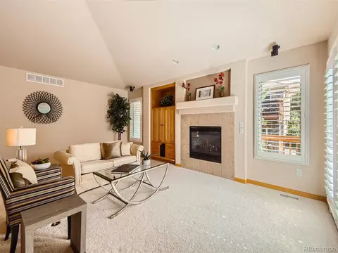 13990 E Chenango Dr, Aurora, CO 80015 photo 4