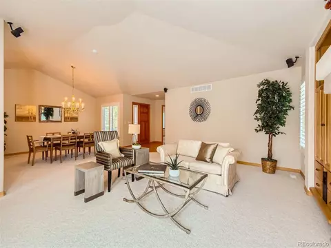 13990 E Chenango Dr, Aurora, CO 80015 photo 3