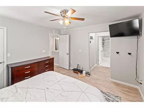 18672 E Chaffee Pl, Denver, CO 80249 photo 20