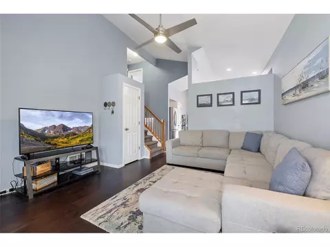 17633 E Brunswick Pl, Aurora, CO 80013 photo 4