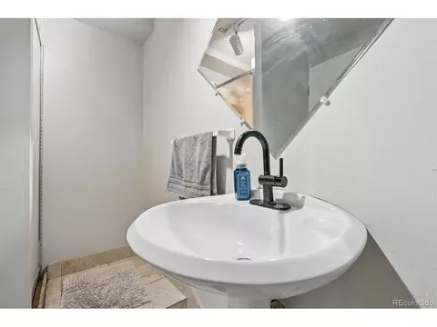 Bath - 641 Badding Dr, Thornton, CO 80229 photo 3 of 4