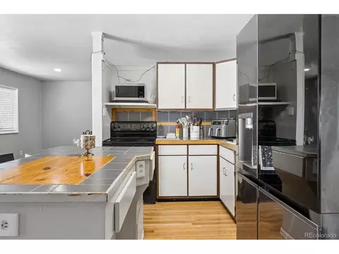 Kitchen - 641 Badding Dr, Thornton, CO 80229 photo 2 of 4