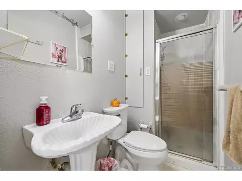 Bath - 641 Badding Dr, Thornton, CO 80229 photo 2 of 4