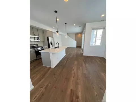 1620 S Tower Rd, Aurora, CO 80017 photo 2