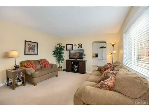 951 E 91st Ave, Thornton, CO 80229 photo 2