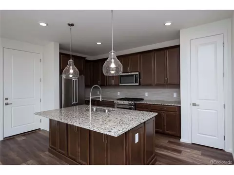 28406 E 6th Pl, Aurora, CO 80018 photo 10