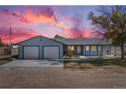 55 Cook Ct, Hudson, CO 80642