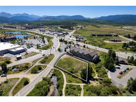 201 S Wapiti Dr, Fraser, CO 80442